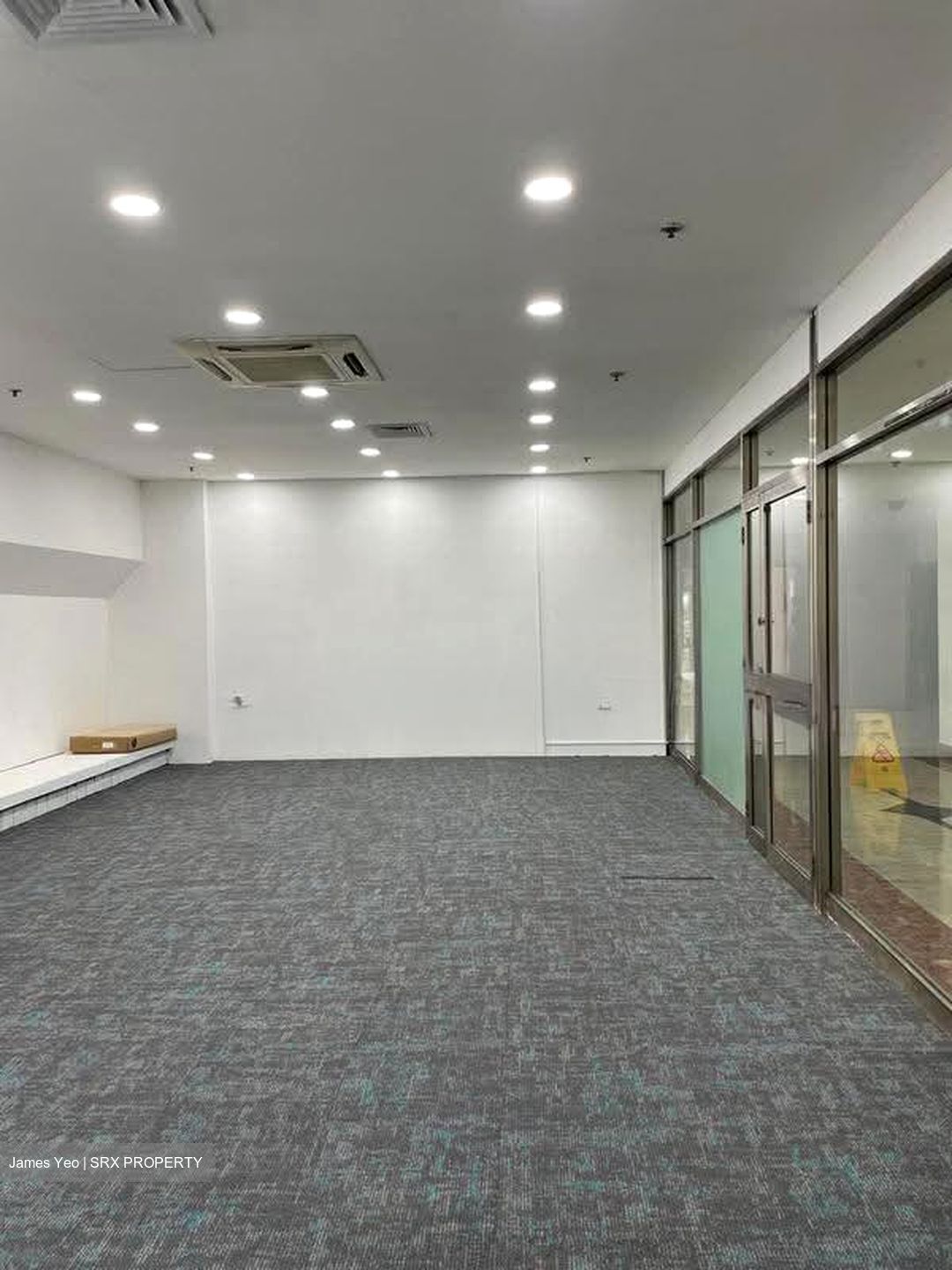 High Street Centre (D6), Office #635514931